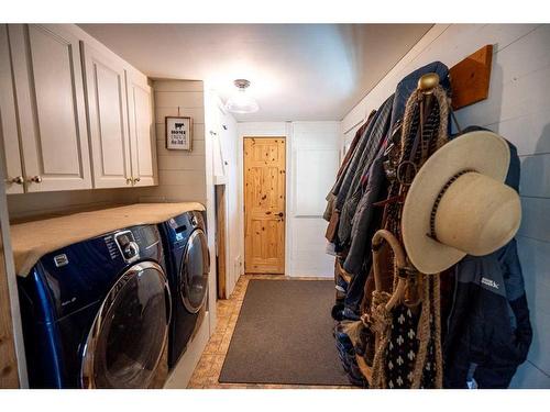 364011-761 Highway, Rural Clearwater County, AB - Indoor Photo Showing Laundry Room