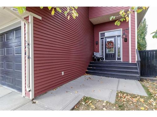 172 Iverson Close, Red Deer, AB - Outdoor