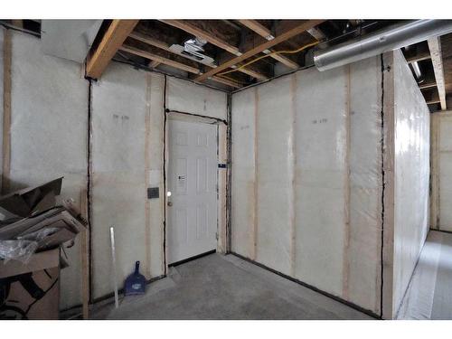 6613 58 Avenue, Innisfail, AB - Indoor Photo Showing Basement