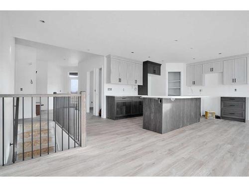 6613 58 Avenue, Innisfail, AB - Indoor Photo Showing Kitchen