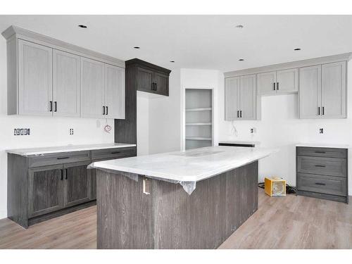 6613 58 Avenue, Innisfail, AB - Indoor Photo Showing Kitchen