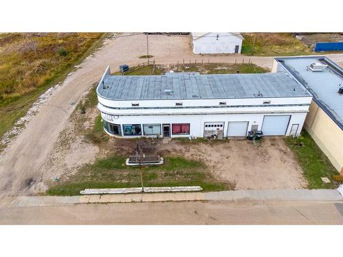 4806 50 St., Holden, AB 