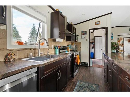 #654-22113 Township Road 440, Rural Camrose County, AB - Indoor Photo Showing Kitchen With Double Sink