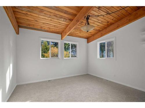 39052 Range Road 270, Rural Red Deer County, AB - Indoor Photo Showing Other Room