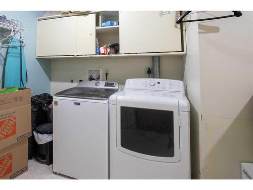 39052 Range Road 270, Rural Red Deer County, AB - Indoor Photo Showing Laundry Room