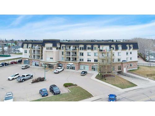 306-4425 Heritage Way, Lacombe, AB - Outdoor With Balcony