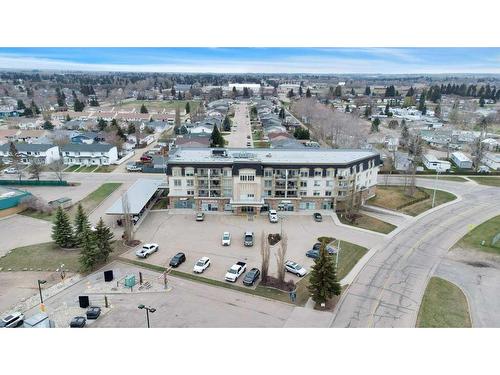 306-4425 Heritage Way, Lacombe, AB - Outdoor With View