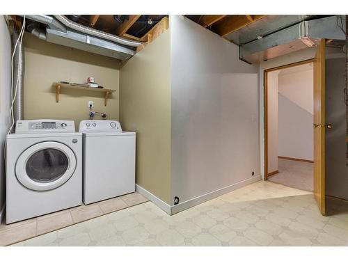 11 Lafond Drive, Tofield, AB - Indoor Photo Showing Laundry Room