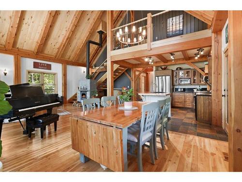 276 Canal Street, Rural Ponoka County, AB - Indoor Photo Showing Dining Room