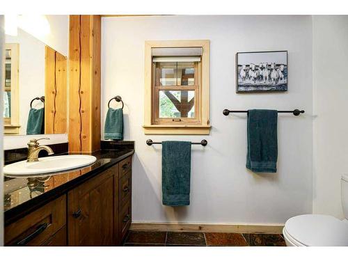 276 Canal Street, Rural Ponoka County, AB - Indoor Photo Showing Bathroom