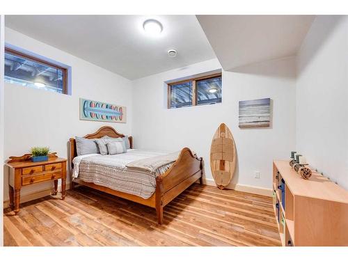 276 Canal Street, Rural Ponoka County, AB - Indoor Photo Showing Bedroom