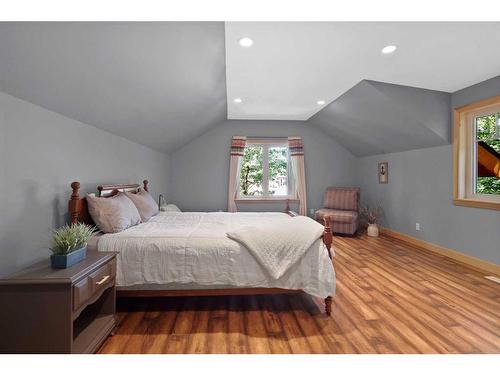 276 Canal Street, Rural Ponoka County, AB - Indoor Photo Showing Bedroom