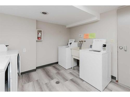 101 - 308-3815 51A Street, Red Deer, AB - Indoor Photo Showing Laundry Room