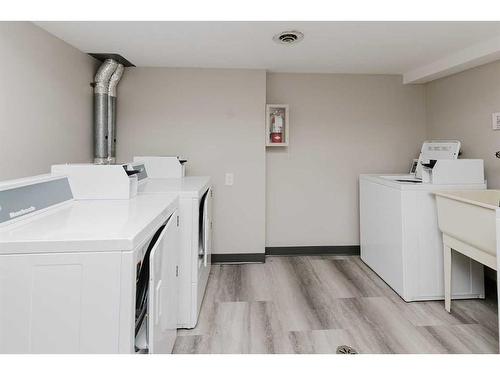 101 - 308-3815 51A Street, Red Deer, AB - Indoor Photo Showing Laundry Room