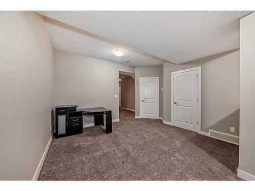 51 Reid Court, Sylvan Lake, AB - Indoor Photo Showing Other Room