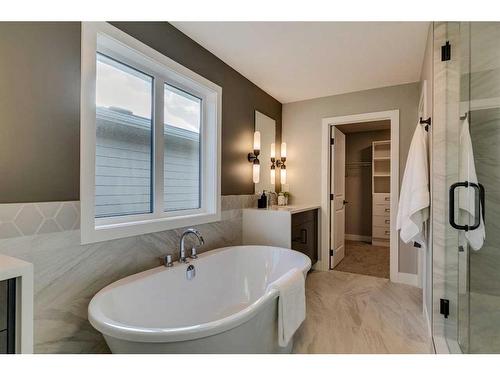 52 Legacy Forest Landing Se, Calgary, AB - Indoor Photo Showing Bathroom