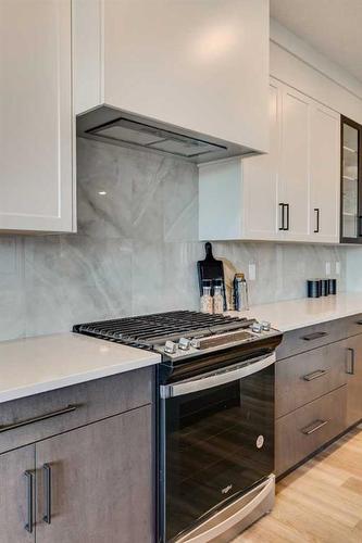 52 Legacy Forest Landing Se, Calgary, AB - Indoor Photo Showing Kitchen With Upgraded Kitchen