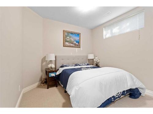 116 Ingle Close, Red Deer, AB - Indoor Photo Showing Bedroom