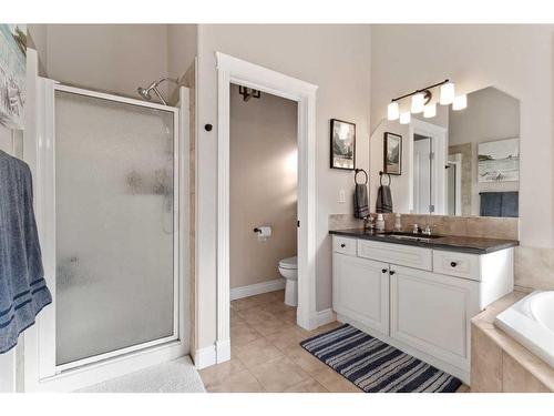 116 Ingle Close, Red Deer, AB - Indoor Photo Showing Bathroom