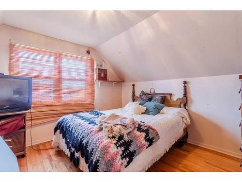 144 Tamarac Boulevard, Springbrook, AB - Indoor Photo Showing Bedroom