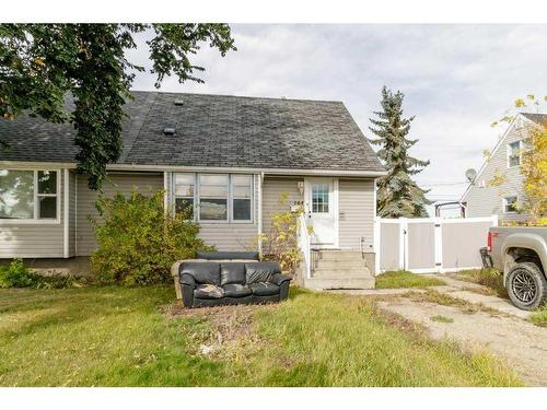 144 Tamarac Boulevard, Springbrook, AB - Outdoor