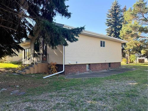 4809 51 Street, Sedgewick, AB - Outdoor