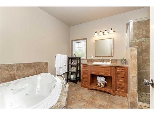 29 Parkland Crescent, Parkland Beach, AB - Indoor Photo Showing Bathroom