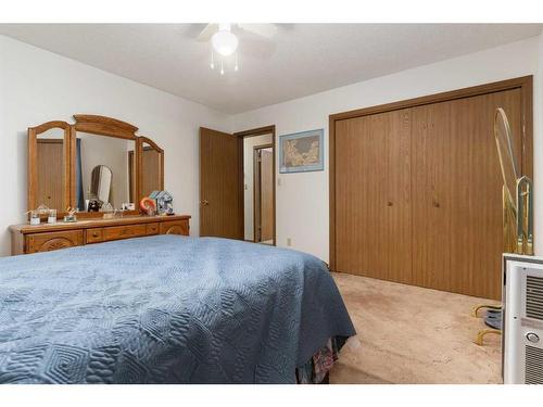 19027 Township Road 452, Rural Camrose County, AB - Indoor Photo Showing Bedroom