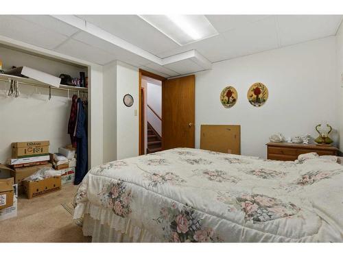 19027 Township Road 452, Rural Camrose County, AB - Indoor Photo Showing Bedroom