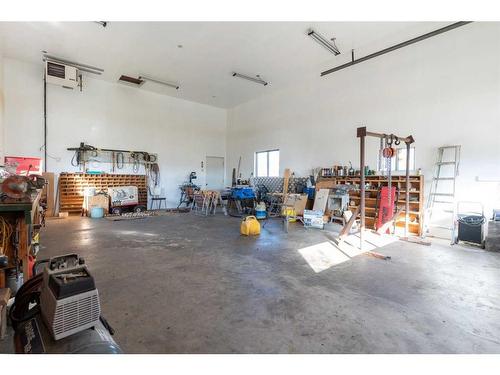 19027 Township Road 452, Rural Camrose County, AB - Indoor Photo Showing Garage