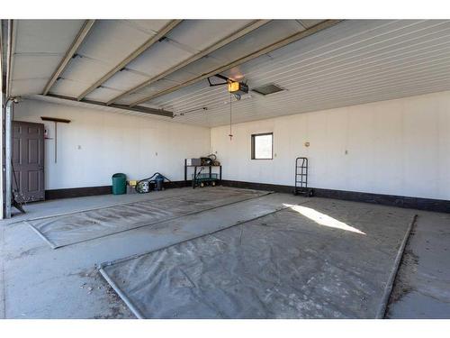 19027 Township Road 452, Rural Camrose County, AB - Indoor Photo Showing Garage