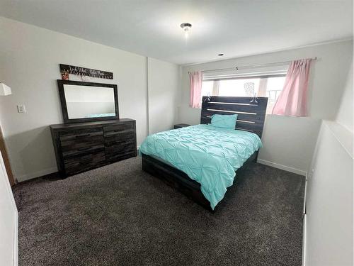 3218 384 Township, Rural Lacombe County, AB - Indoor Photo Showing Bedroom