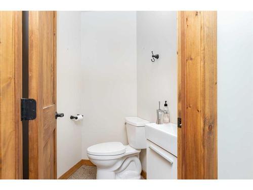 40301 Range Road 42, Rural Lacombe County, AB - Indoor Photo Showing Bathroom