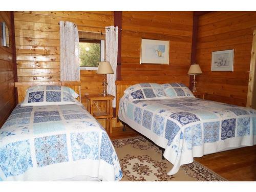 53021A Township Rd 37-2, Rural Clearwater County, AB - Indoor Photo Showing Bedroom