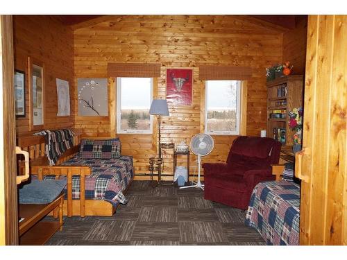 53021A Township Rd 37-2, Rural Clearwater County, AB - Indoor Photo Showing Living Room