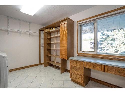 38172 Highway 766, Rural Red Deer County, AB - Indoor