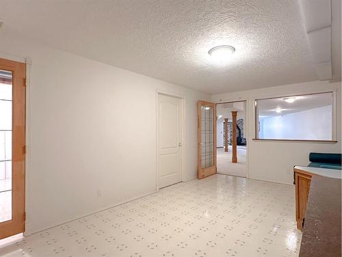 38172 Highway 766, Rural Red Deer County, AB - Indoor Photo Showing Other Room