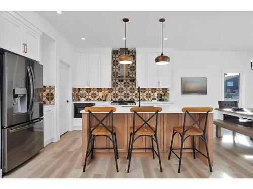 244 Emerald Drive, Red Deer, AB - Indoor Photo Showing Kitchen