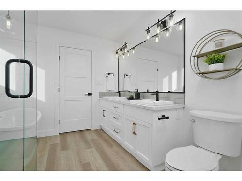 244 Emerald Drive, Red Deer, AB - Indoor Photo Showing Bathroom