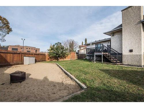 34 66 Street Close, Red Deer, AB - Outdoor