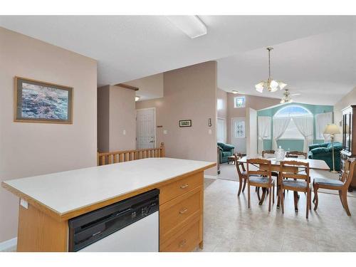 5834 65 Avenue, Rocky Mountain House, AB - Indoor