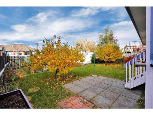 5834 65 Avenue, Rocky Mountain House, AB - Outdoor