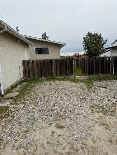 5117 52 Street, Rocky Mountain House, AB - Outdoor