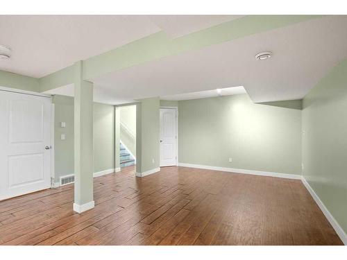 5 Juniper Close, Red Deer, AB - Indoor Photo Showing Other Room