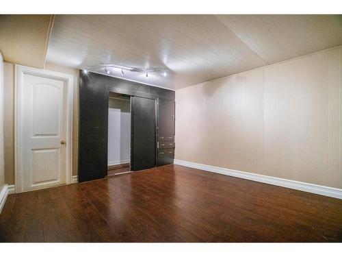 5406 49 Avenue, Camrose, AB - Indoor Photo Showing Other Room