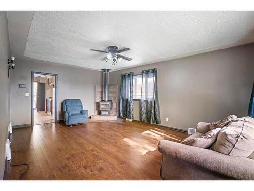 5406 49 Avenue, Camrose, AB - Indoor