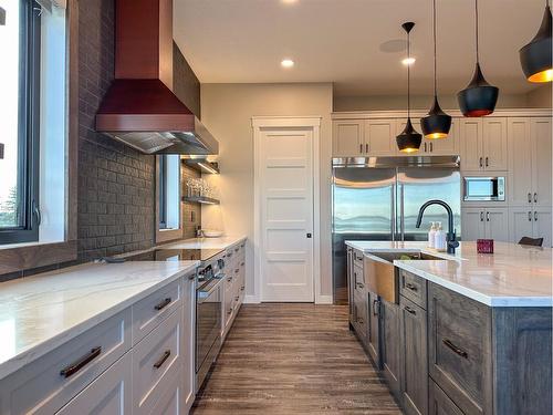 141 Lakeshore Drive, Rural Camrose County, AB - Indoor Photo Showing Kitchen With Upgraded Kitchen