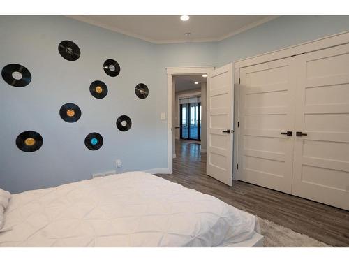 141 Lakeshore Drive, Rural Camrose County, AB - Indoor Photo Showing Bedroom