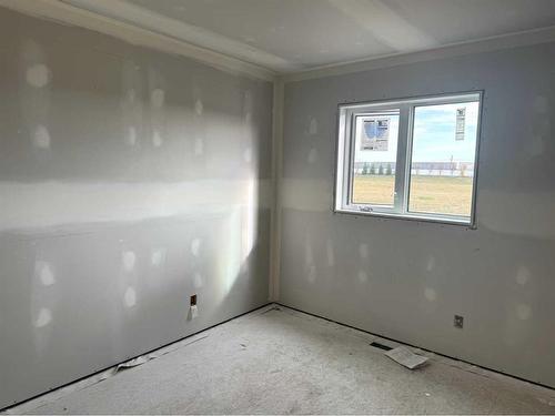 91 Aurora Heights Boulevard, Blackfalds, AB - Indoor Photo Showing Other Room