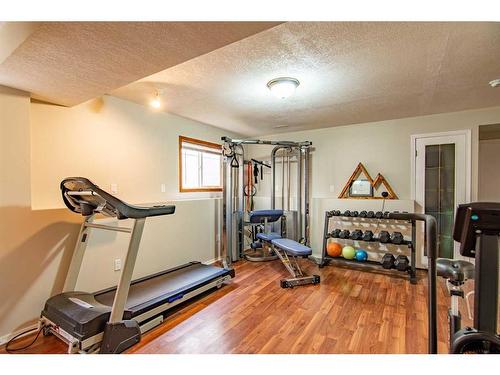 152 Kemp Avenue, Red Deer, AB - Indoor Photo Showing Gym Room